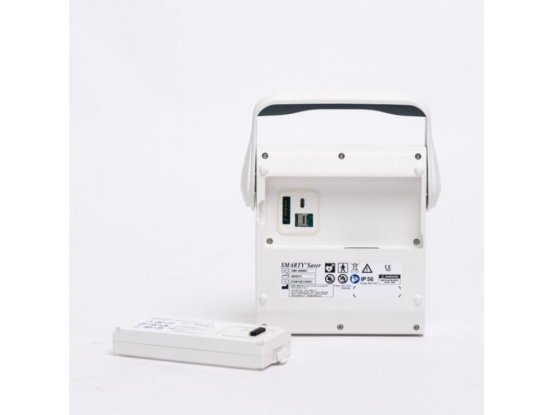AED Smarty Saver - defibrilátor s univerzálními elektrodami