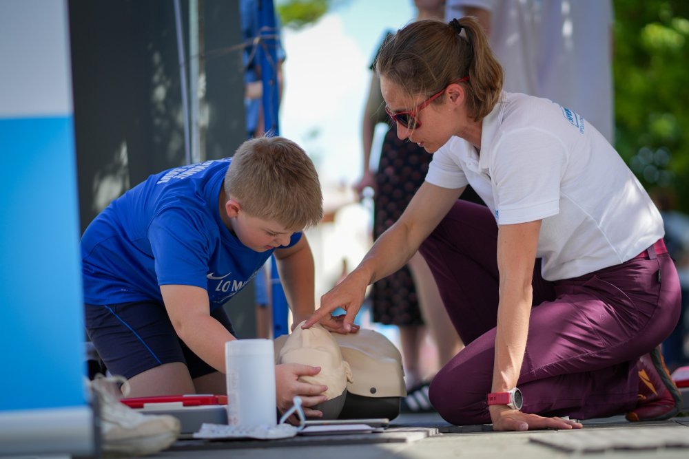 Ukázka resuscitace s dětmi